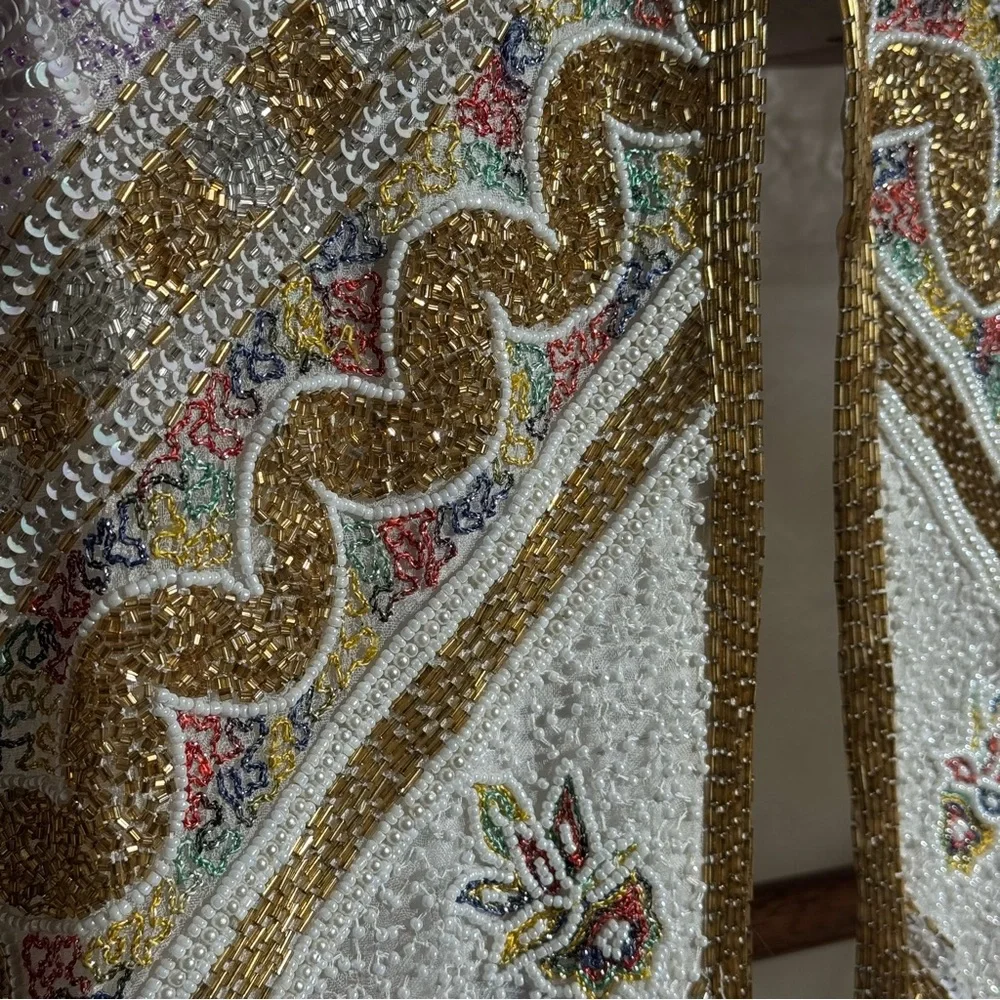 Vintage SweeLo 100% Silk Fully Beaded Embroidered Jacket – Size M (8-10)